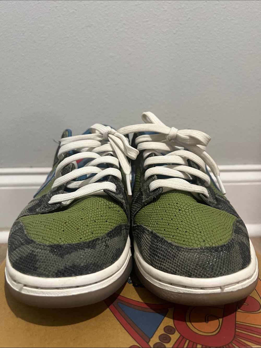 2022 Nike Dunk Low 'SiEMPRE Familia' - Picture 3 of 8
